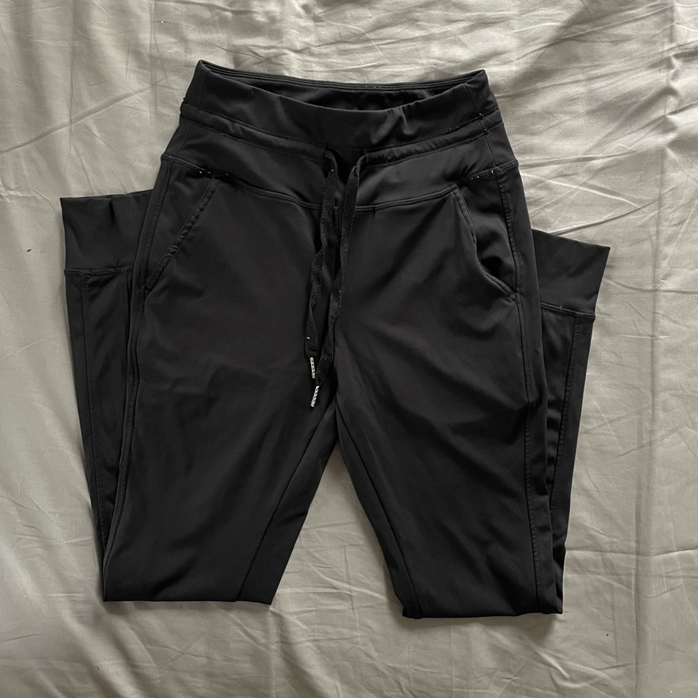 Halara Cloudful joggers size XS